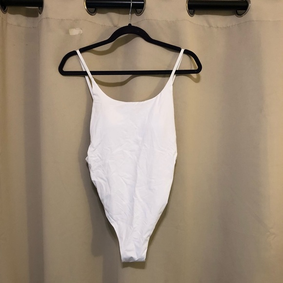 F21 mesh panel one piece swimsuit - Picture 4 of 8